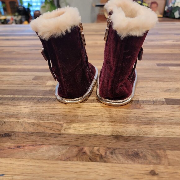 Michael Kors Baby Sweet Red Velvet & Faux Fur Booties - Picture 11 of 12